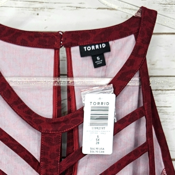 Torrid Red Leo Print Bangel Top Size 5= NWT - Picture 7 of 7
